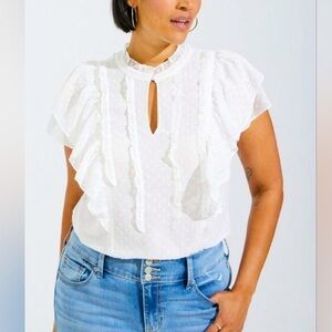 Torrid Keyhole ruffle detail flutter short sleeve cloud dancer 1x NWT